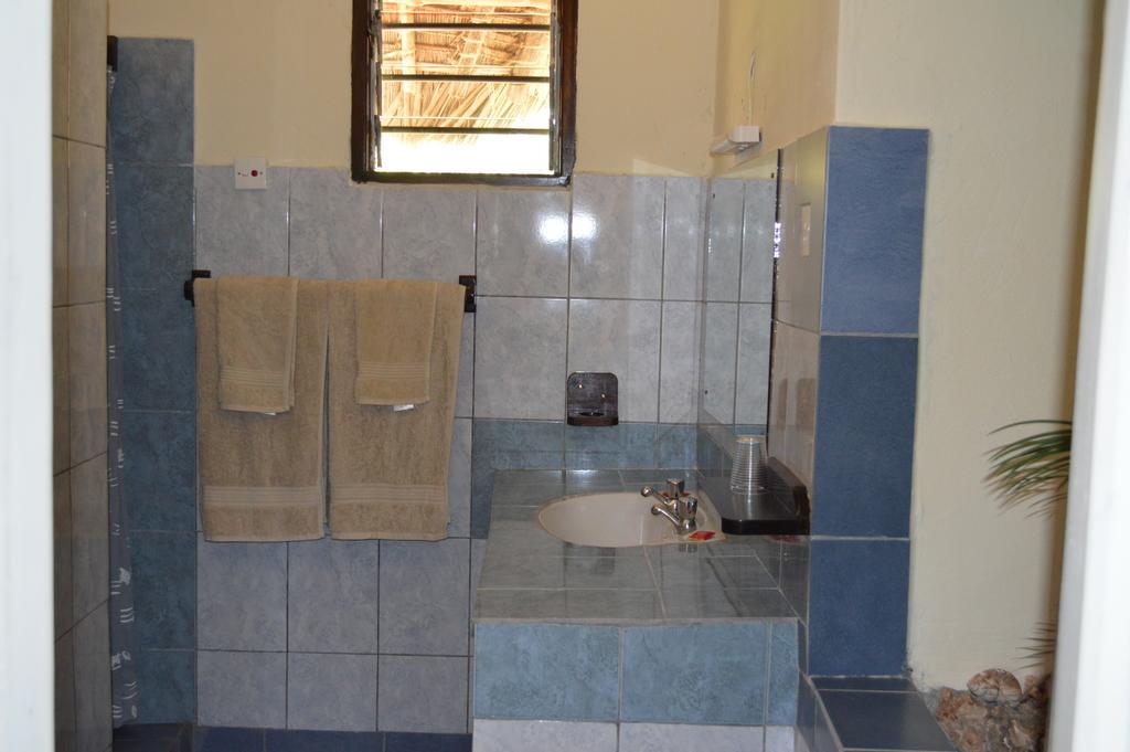 Kinondo Poa Hotel Diani Beach Exterior photo